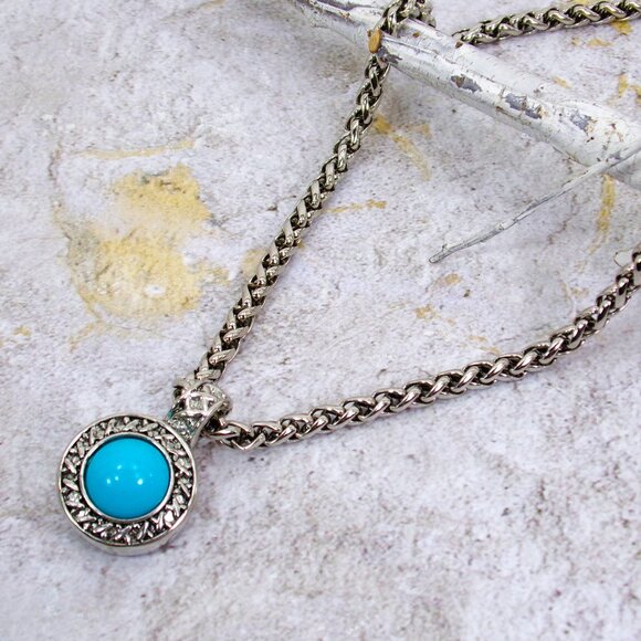 Turquoise round pendant necklace with small crystals on thick silver chain - Picture 4 of 12